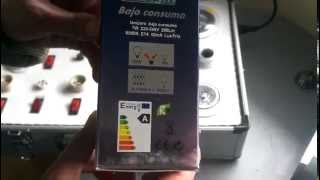 Bombilla Esferica de Bajo Consumo 7W Blanca Rosca E14