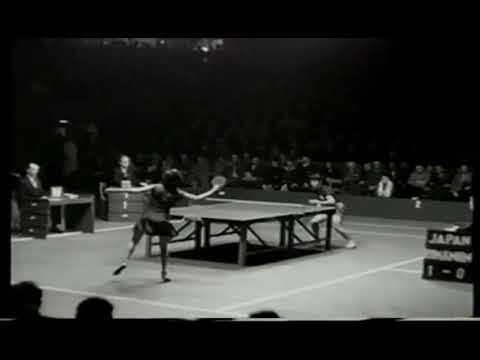 1957 World Championships Angelica Rozeanu v Fujie Eguchi