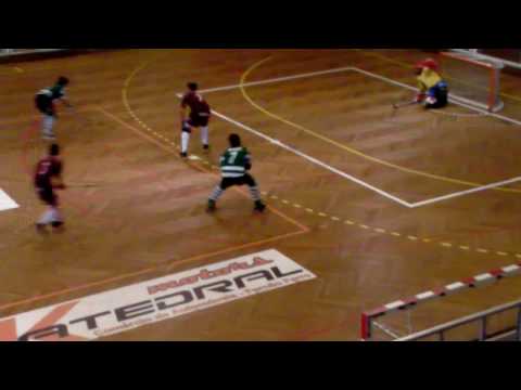 Sesimbra vs Sporting - Juniores (3-8) Marinho.MP4