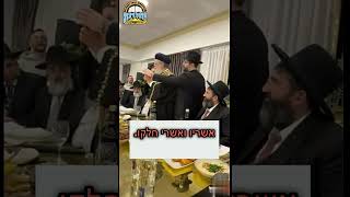 "תודה להשם שנתן לנו רב ראשי כזה"-הגאון הרב אייל עמרמי שליט"א על מרן הראשון לציון שליט"א #תפילה #שמחה (מוסדות יחווה דעת) - התמונה מוצגת ישירות מתוך אתר האינטרנט יוטיוב. זכויות היוצרים בתמונה שייכות ליוצרה. קישור קרדיט למקור התוכן נמצא בתוך דף הסרטון