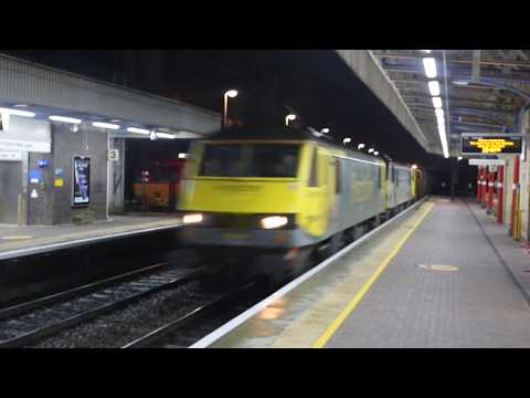 90049 + 90044 + 90045 D.I.T - 4M49 Coatbridge - Daventry - 04.11.18