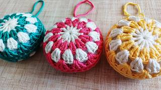 How to Crochet a Quick and Easy Christmas Ornament