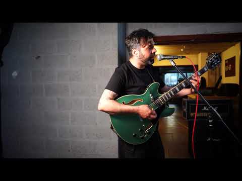 Minutes To Midnight - Live From The Loading Bay