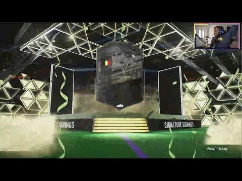 OMG!! WE PACKED 3 SIGNATURE SIGNINGS FIFA 22 PACK OPENING | Drogbajr