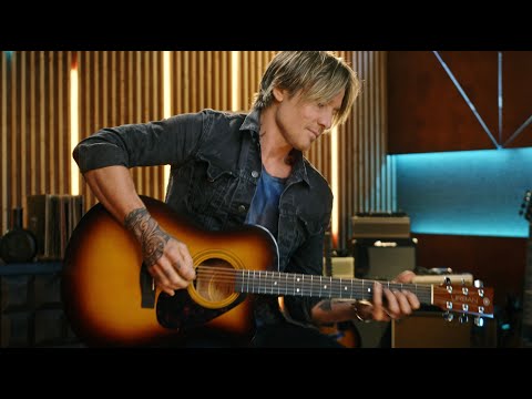 Yamaha Keith Urban Guitar Pack - Acoustic Guitar - Tobacco Sunburst Finish w/Strap + Picks image 4