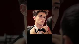 Download lagu Chico lachowski runway edit🔥[Luna bala] #shorts #edit #fyp #looksmaxxing #chico #model mp3