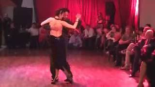 Video thumbnail for TANGO BAILADO POR MARTIN VICENTE Y AYELEN URRUTIA EN MILONGA ROJA