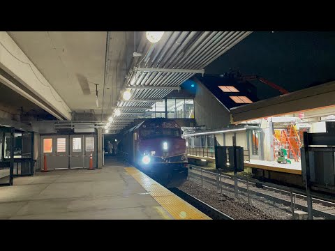 MBTA Wash Train at Oak Grove station (Malden Ma) 11.7.23