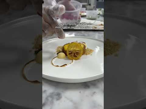 when you can think under pressure!! #food #culinarytrends #trend #cake #culinaryjourney #foodcraze