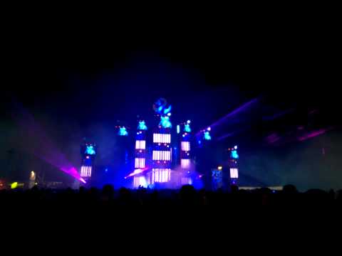 Adaro @ Sunrise Festival playing B-Front - Undiscovered