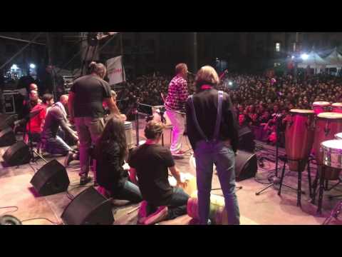 TERRONI UNITI CONTRO IL RAZZISMO, CONCERTO PRIMO MAGGIO PIAZZA DANTE NAPOLI