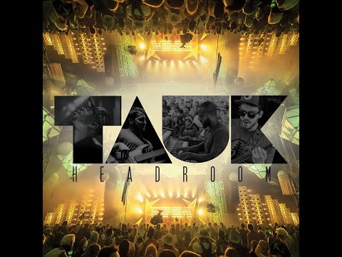 TAUK - HEADROOM - 06 Rainwalk