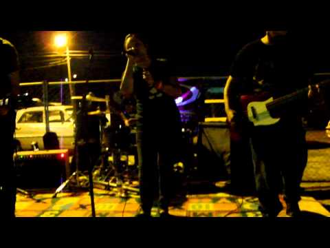 Bite Lip Bleed Play "Settle" Live @ Fall Fall Fall Fest