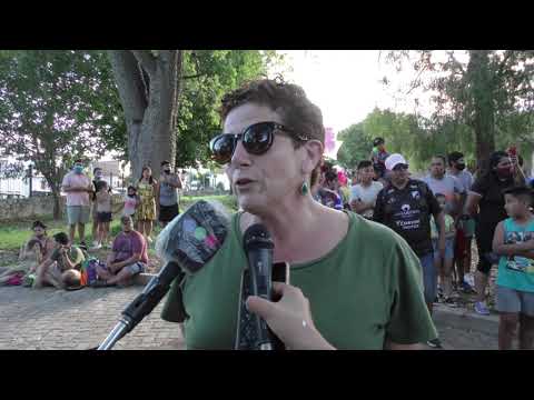 Con gran convocatoria el Mercado Artesanal se vistió de carnaval