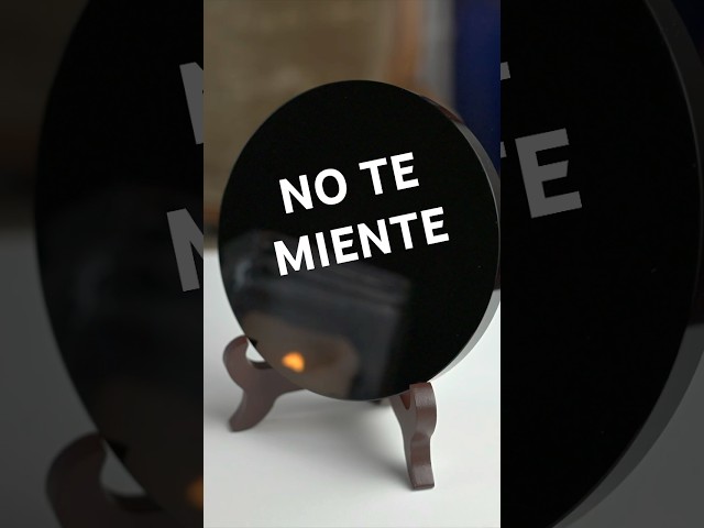 Vídeo relacionado con Hoite Espejo de obsidiana negra con soporte, placa redonda pulida de cristal natural de 12 cm para meditación y adivinación.