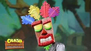 Crash Bandicoot Statue: Mini Aku Aku Mask Standard Companion Edition video 1