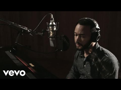 John Legend, The Roots - I Can't Write Left Handed (Live In Studio)