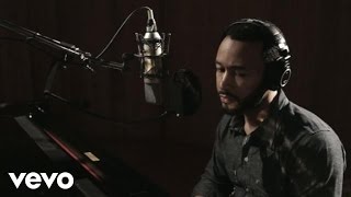 John Legend, The Roots - I Can&#39;t Write Left Handed (Live In Studio)