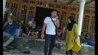 Download lagu Pertemuan-duet mantan suami istri,sampe menangis - New Mustika | cip.H.Rhoma irama mp3