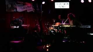 Aurora & the Chanson Trio - "I Love Paris"