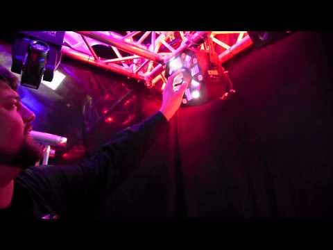 Chauvet DJ Swarm 5 Demo Video: By John Young of the Disc Jockey News