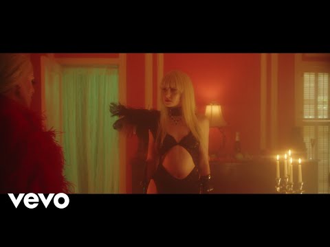 Biig Piig - Lavender (Official Video)