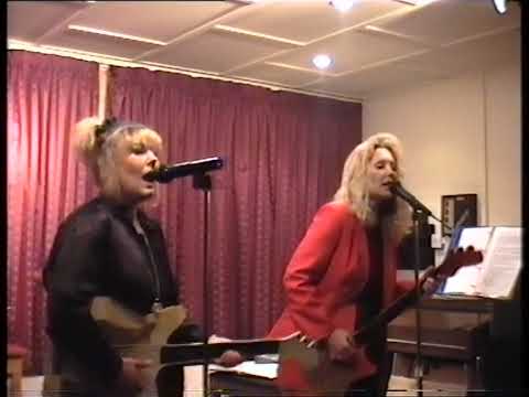 H2O AKA The Girlies Rocking All over the World cover