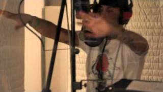 IN STUDIO WITH AVERY STORM FOR HIS &#39;MOMENT 4 LIFE&#39; REMIX