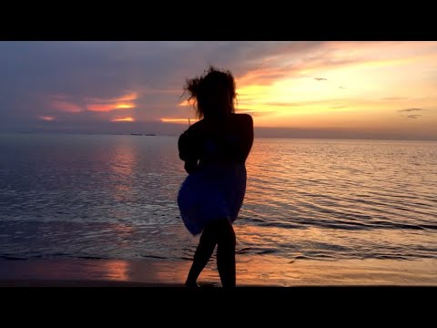 LEXXTER x None LowFi - Aguita de Coco  (Video Oficial)