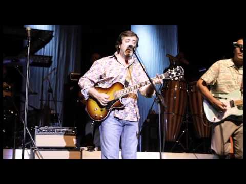 Os Azeitonas - O Prometido é Devido (com Rui Veloso)  (DVD OFICIAL)