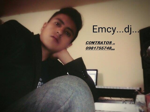 SET DE VALLENATOS,,,,,EMCY DJ....0981755748....