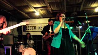 Minnie The Moocher - Hound Dogs Blues Band live at Pareo Beach
