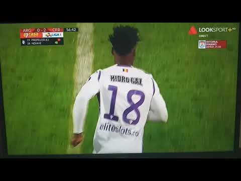 Intră Ndiaye MEDIOP la FC Argeș.