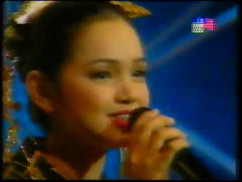 Siti Nurhaliza- Sirih Pinang Anugerah Sri Angkasa 1996