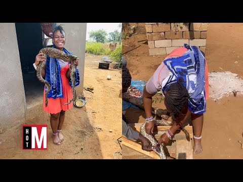 Video Of Zodwa Wabantu Slaughtering A Snake Goes Viral