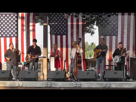 Rhonda Vincent & the Rage - The Court of Love