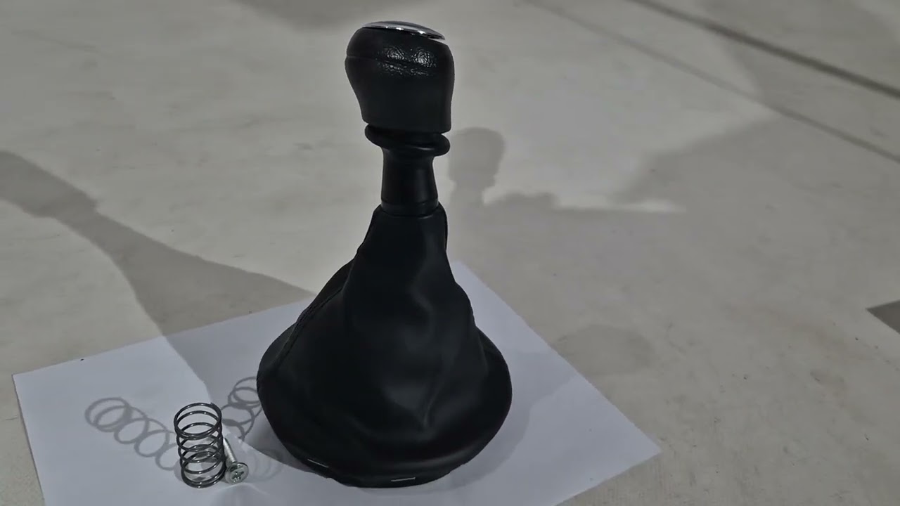 Чохол з ручкою КПП (6 передач) 7h0711113c Video 1