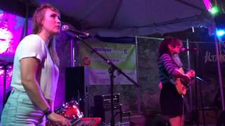 la luz - i wanna be alone (with you) (cheer up charlie's sxsw 2016)