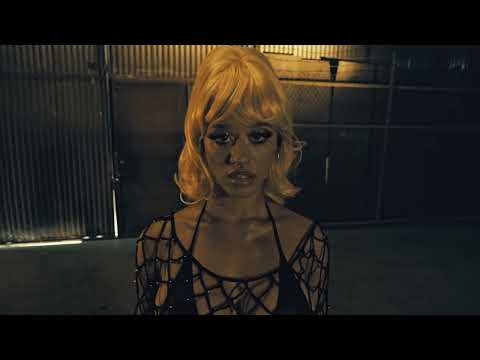 Cinnamon Babe - "Rock 'N' Roll Is Black" [Official Music Video]