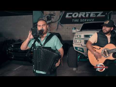 Los Chavalos De California- El Universitario [Inedita En Vivo] 2023