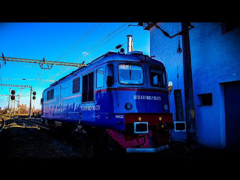 DA ctv 003 executa manevra în gara socola