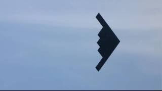 preview picture of video 'B2 flyover at New Garden (N57) Festival of Flight'