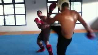 preview picture of video 'Kick boxing Borja 03'