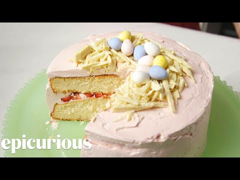 Erdbeer-Malz-Osternestkuchen | Epicurious