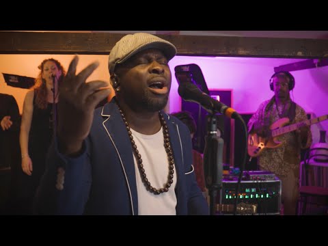 Attic Sessions feat. DENHAM SMITH - ORDINARY MAN