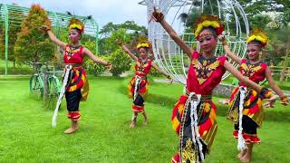 Download lagu Uji Kompetensi Tari Geger Bumi Wengker Kelas B2 Kelompok 3 'Army Dance Production' mp3