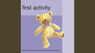 Head, Shoulders, Knees and Toes