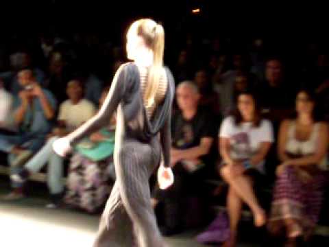 Desfile de Lucas Magalhães no prêmio Rio Moda Hype outono/inverno 2011