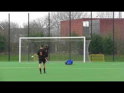 27 jan 2018 VV De Meern zat 2 - zon 3 vriensch 3-4 Doelpunt Laurens (0-2)