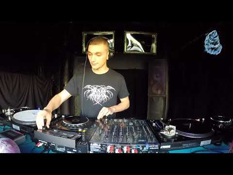 The Blue Oyster: bijū / 28.06 / 17 - 18